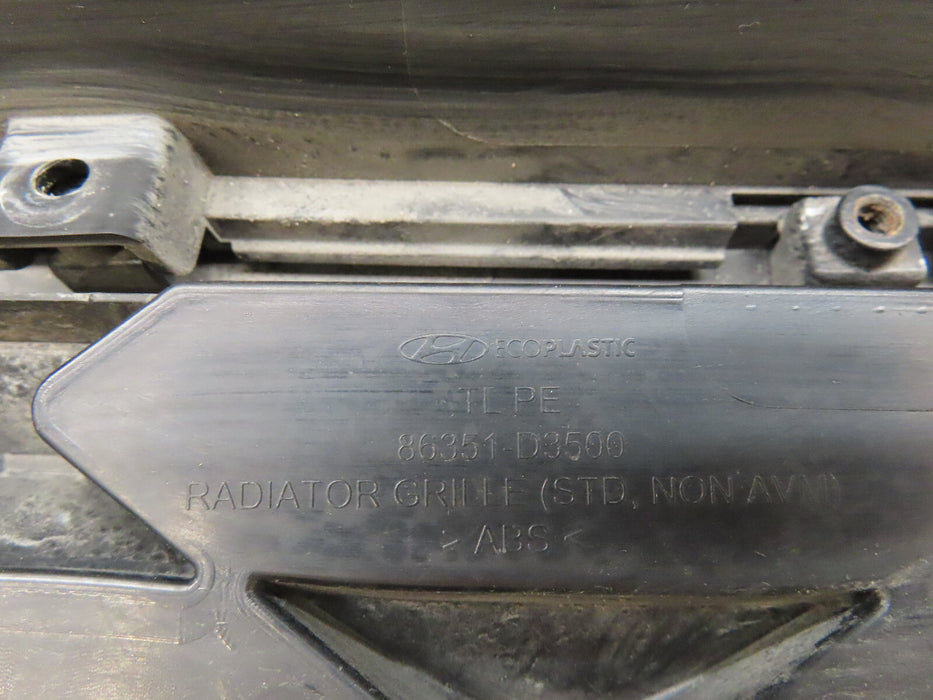 2019-2021 HYUNDAI TUCSON FRONT RADIATOR GRILL GRILLE OEM