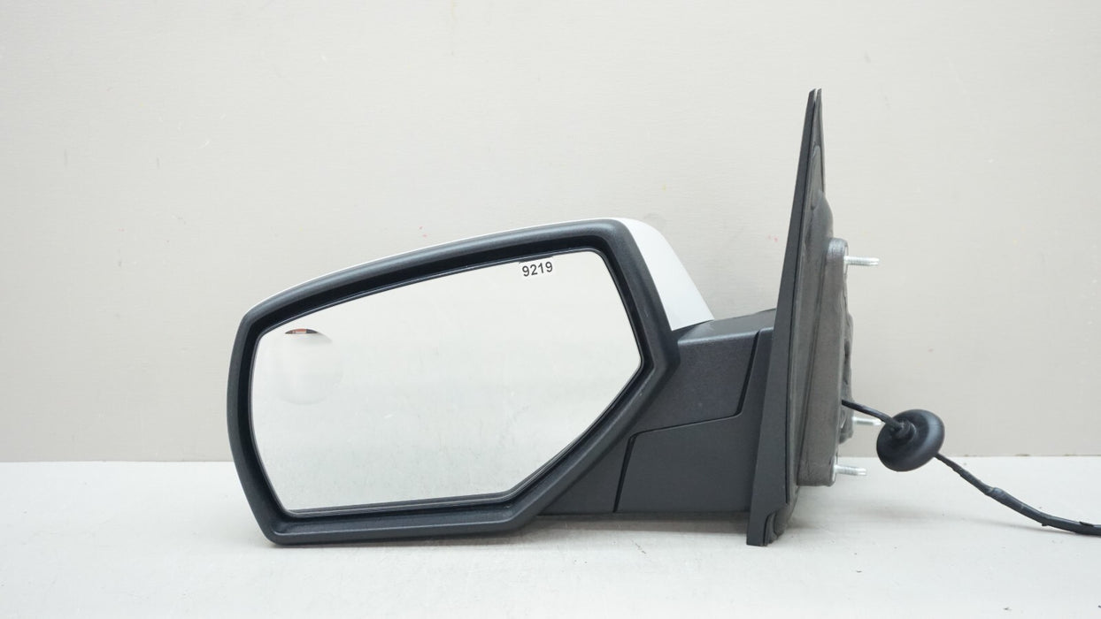 2014-2018 GMC SIERRA CHEVROLET SILVERADO LEFT DRIVER SIDE MIRROR OEM