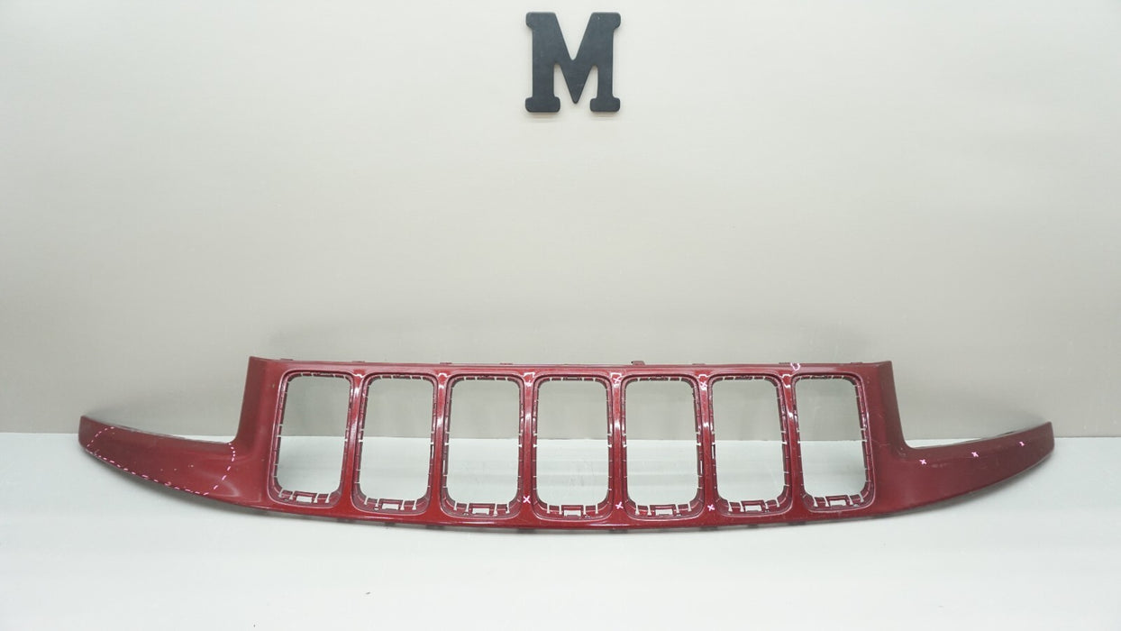 2014-2016 JEEP GRAND CHEROKEE FRONT UPPER CENTER RADIATOR GRILLE OEM 1WL32TRM