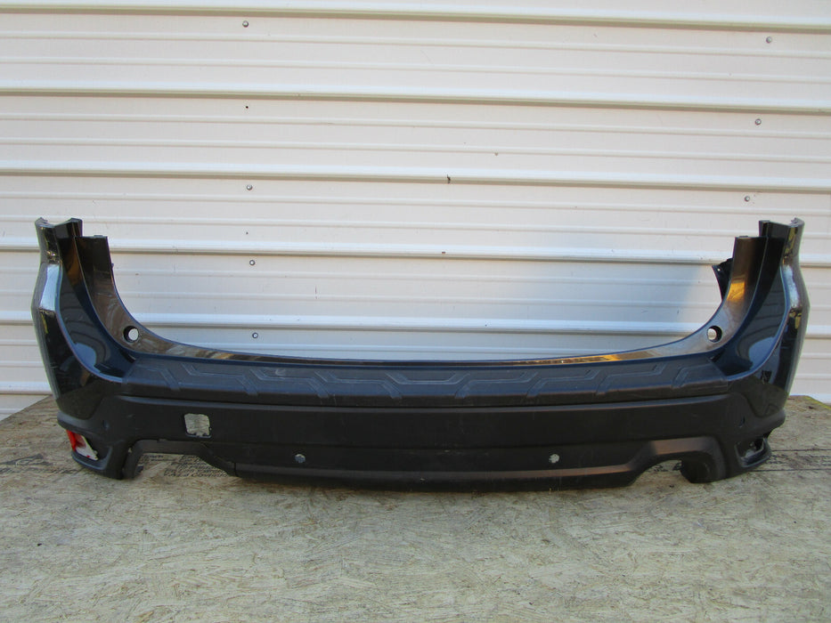 19 20 2019 2020 SUBARU FORESTER REAR BUMPER COVER OEM
