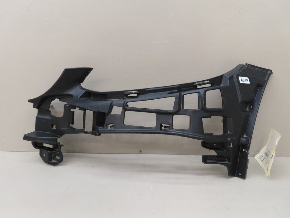 MERCEDES-BENZ C CLASS W205 FRONT LEFT BUMPER BRACKET A2058853165