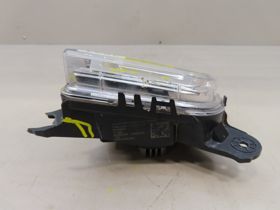 2019-2022 CHEVROLET SLIVERADO 1500 RIGHT PASSENGER FOG LIGHT OEM