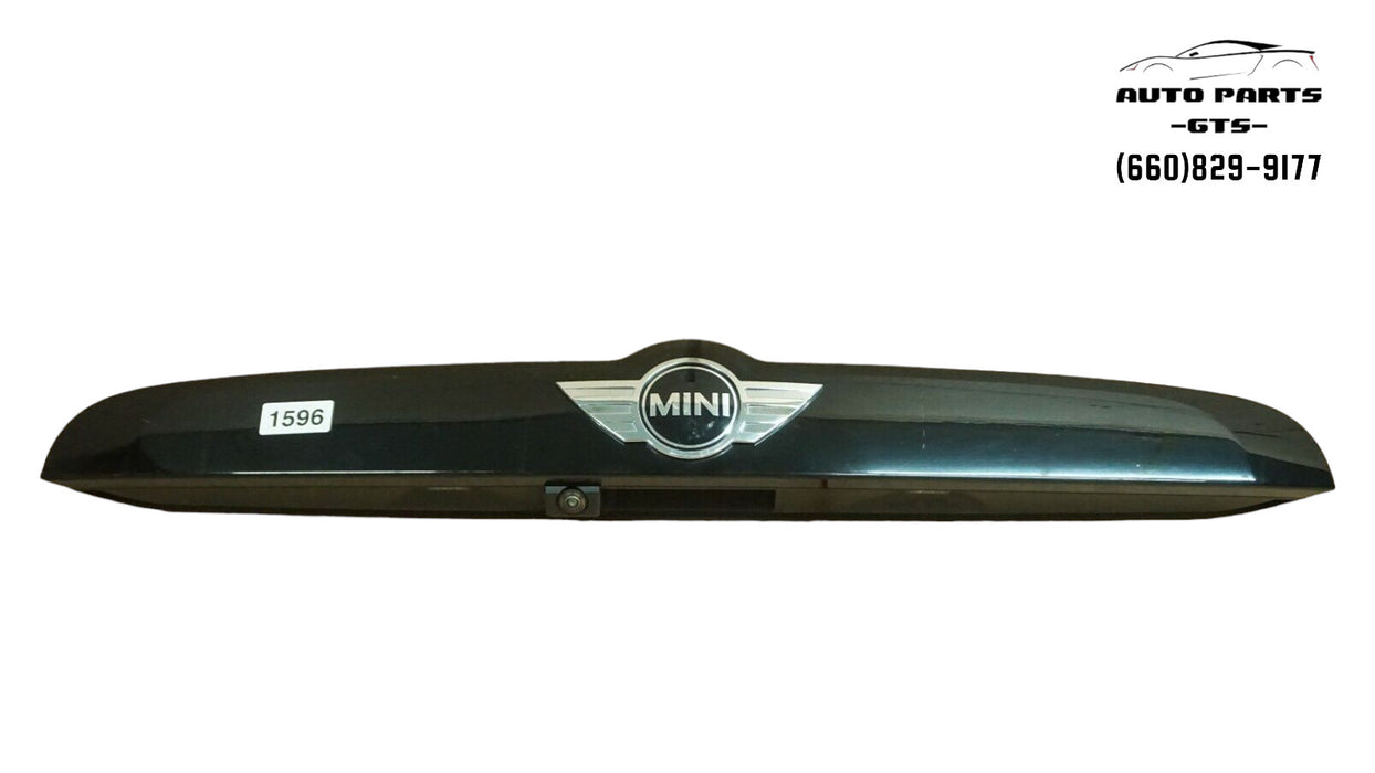 2017-2018 MINI COOPER COUNTRYMAN F60 REAR TRUNK MOLDING LICENSE W/ CAMERA OEM