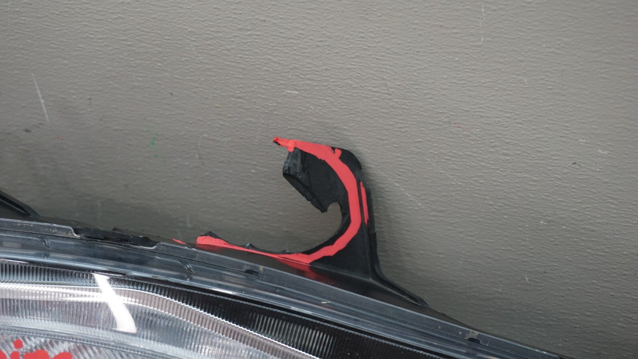 2019-2021 CHEVROLET MALIBU RIGHT PASSENGER TURN SIGNAL FOG LIGHT OEM 84575552