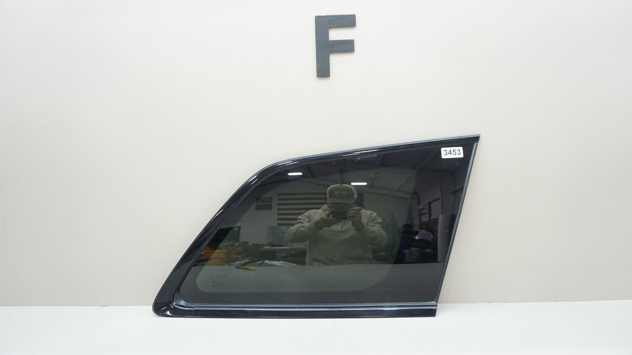 2017-2021 JEEP GRAND CHEROKEE REAR RIGHT QUARTER WINDOW 68259510AB OEM