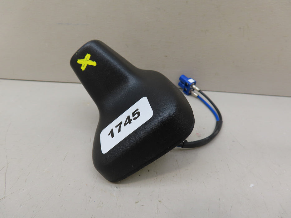 2019 RIGHT PASSENGER SIDE MIRROR LED TURN SIGNAL ROOF ANTENNA OEM
