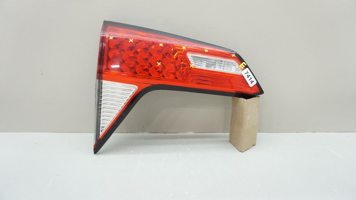 2016-2018 HONDA HR-V REAR LH LEFT DRIVER SIDE INNER TAIL LIGHT OEM