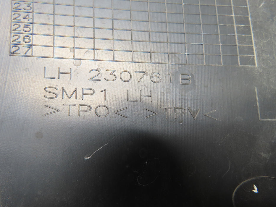 2019-2021 CHEVROLET SILVERADO 2500/3500 HD LEFT DRIVER SIDE FRONT BUMPER CAP OEM