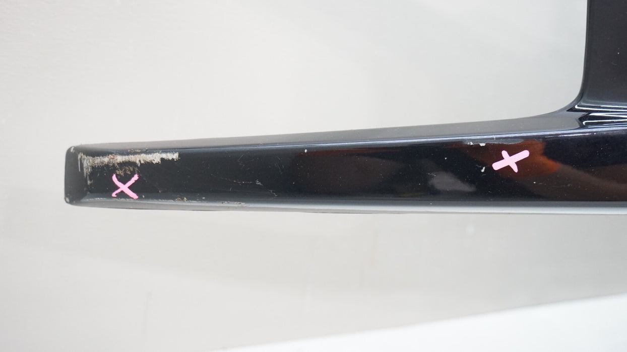 2019-2021 CHEVROLET SILVERADO 1500 FRONT CENTER GRILLE GRILL OEM 84128450