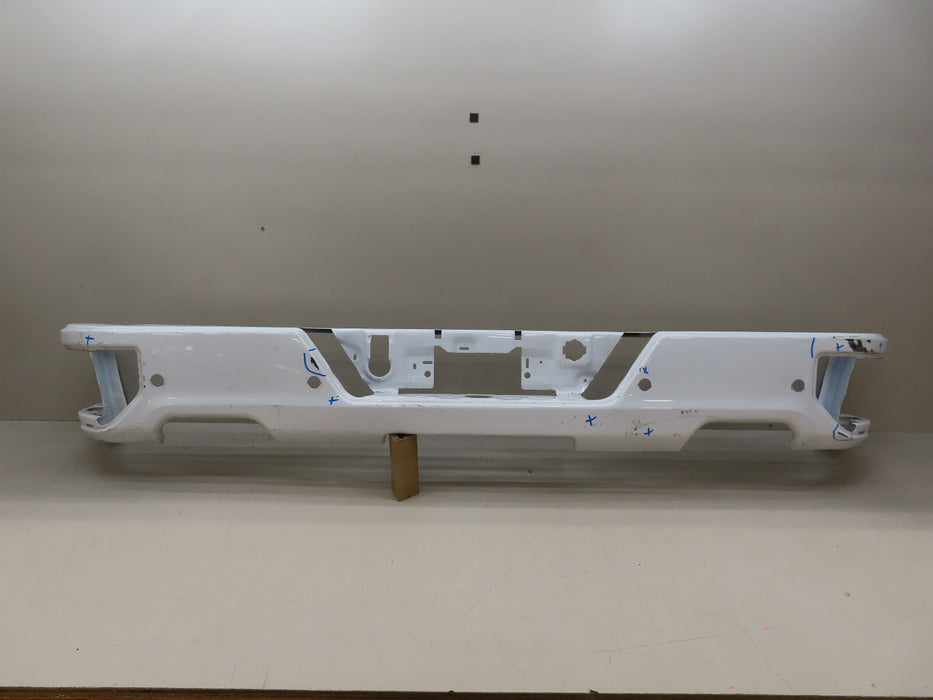 2019-2023 CHEVROLET SILVERADO GMC SIERRA REAR METAL BUMPER OEM 86818025