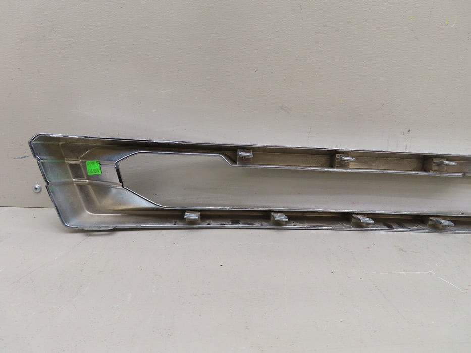 2019-2021 GMC Sierra 1500 SLT FRONT GRILL LOWER CHROME BEZEL TRIM OEM