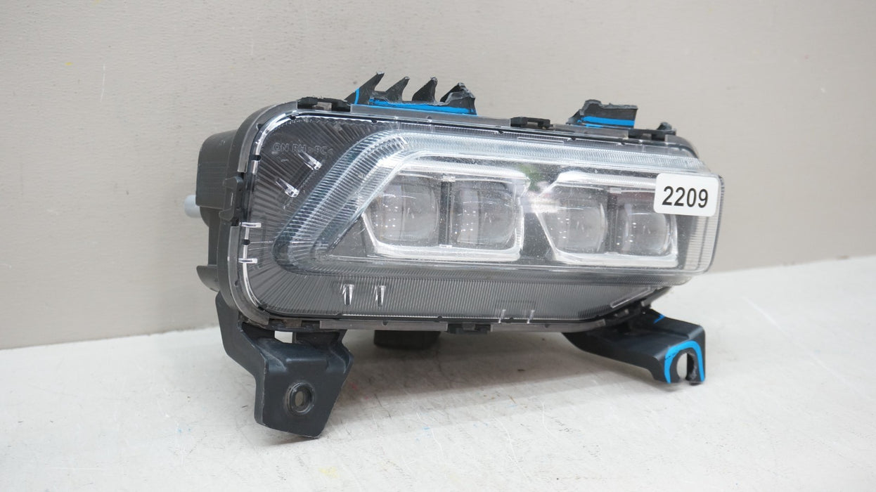 2020-2022 KIA TELLURIDE FRONT RIGHT PASSENGER SIDE FOG LIGHT OEM 92202S9000