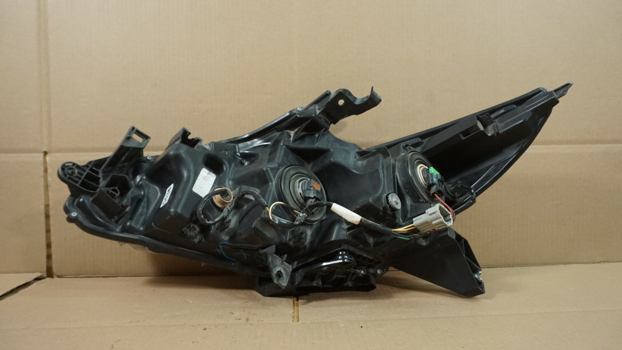 2016-2018 NISSAN ALTIMA RIGHT PASSENGER SIDE HEADLIGHT HALOGEN LAMP LENS OEM