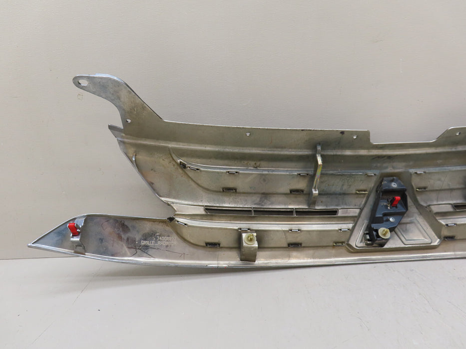 2016-2018 MITSUBISHI OUTLANDER FRONT BUMPER RADIATOR UPPER GRILLE GRILL OEM