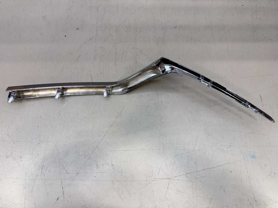 2017-2019 HONDA CR-V LH FRONT GRILLE MOLDING OEM 71173-TLA-A000