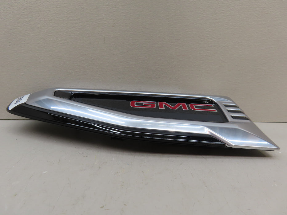 GMC FRONT LEFT DRIVER SIDE FENDER VENT OEM