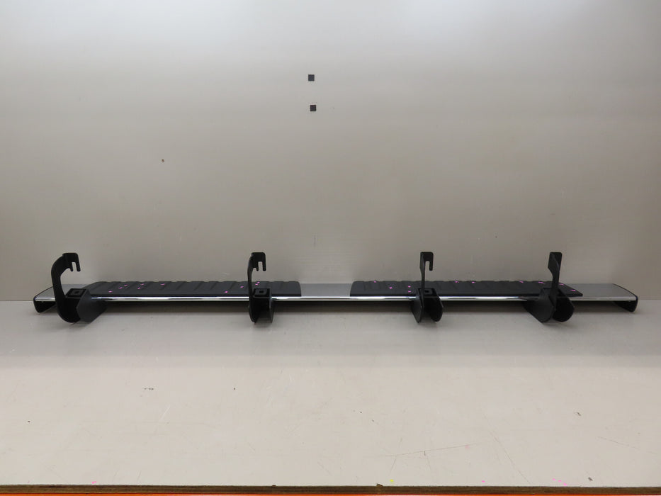 2015-2019 CHEVROLET/GMC SILVERADO-SIERRA 2500 3500 LEFT DRIVER RUNNING BOARD OEM