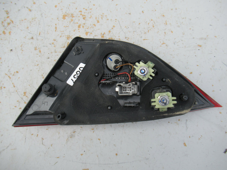 2015 2016 2017 CHRYSLER 200 LEFT DECK LID TAILLIGHT LAMP OEM