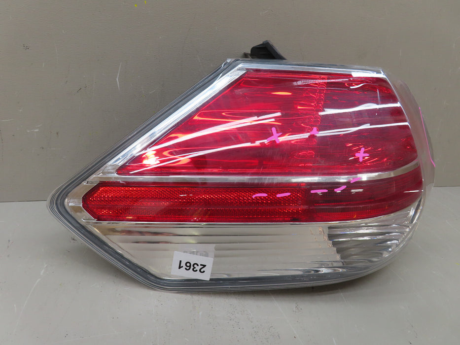 2014-2016 NISSAN ROGUE REAR LEFT DRIVER SIDE TAIL LIGHT HALOGEN LAMP OEM