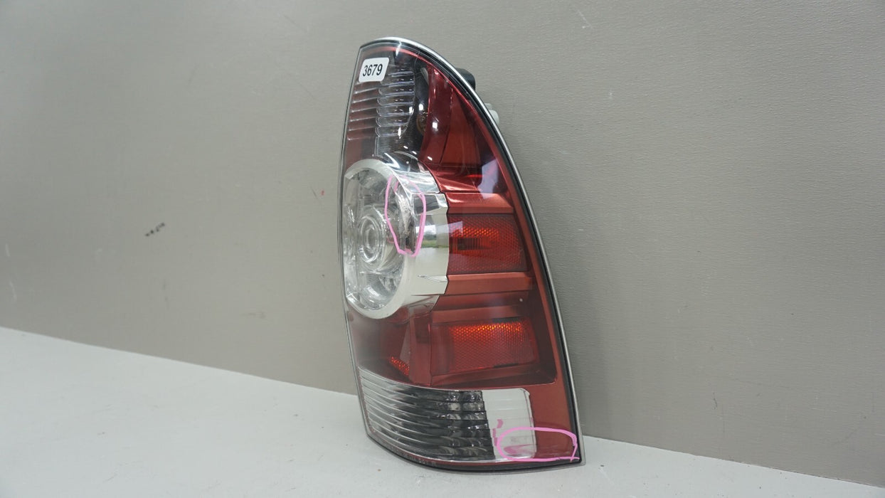 2009-2015 TOYOTA TACOMA REAR RIGHT PASSENGER SIDE TAIL LIGHT BRAKE STOP LAMP OEM