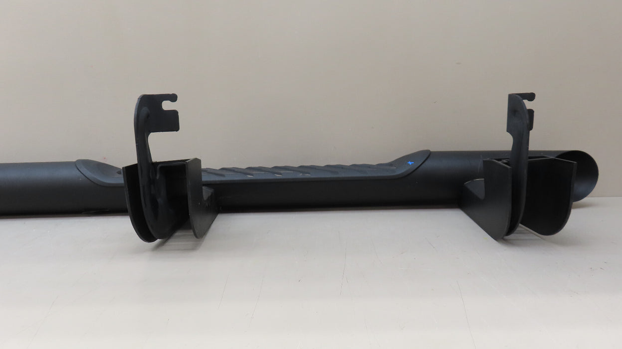 2019-2023 CHEVROLET SILVERADO 1500 CREW CAB LEFT RUNNING BOARD STEP OEM 84067175