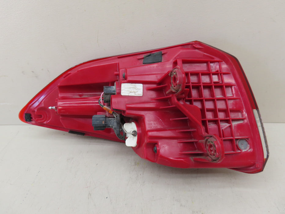 2016-2018 HYUNDAI TUCSON REAR RIGHT PASSENGER SIDE TAIL LIGHT OEM