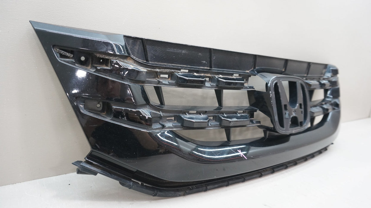 2014-2017 HONDA ODYSSEY FRONT RADIATOR GRILLE OEM 75100-TK8-A110-M1