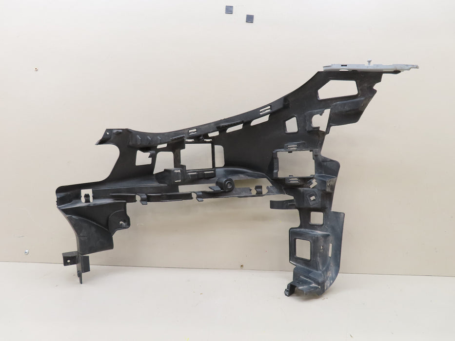 2016-2020 MERCEDES-BENZ E-CLASS FRONT RIGHT PASSENGER SIDE BUMPER BRACKET OEM