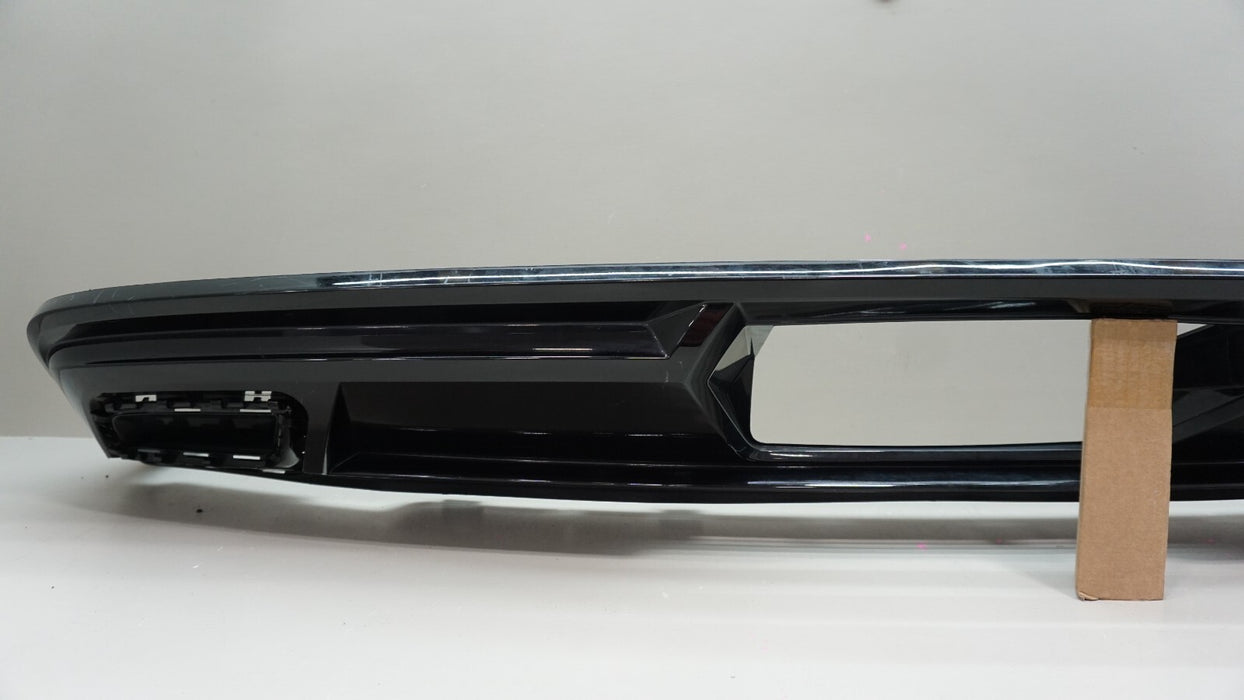 2018-2023 VOLKSWAGEN ATLAS REAR LOWER BUMPER COVER VALANCE OEM 3CN807568