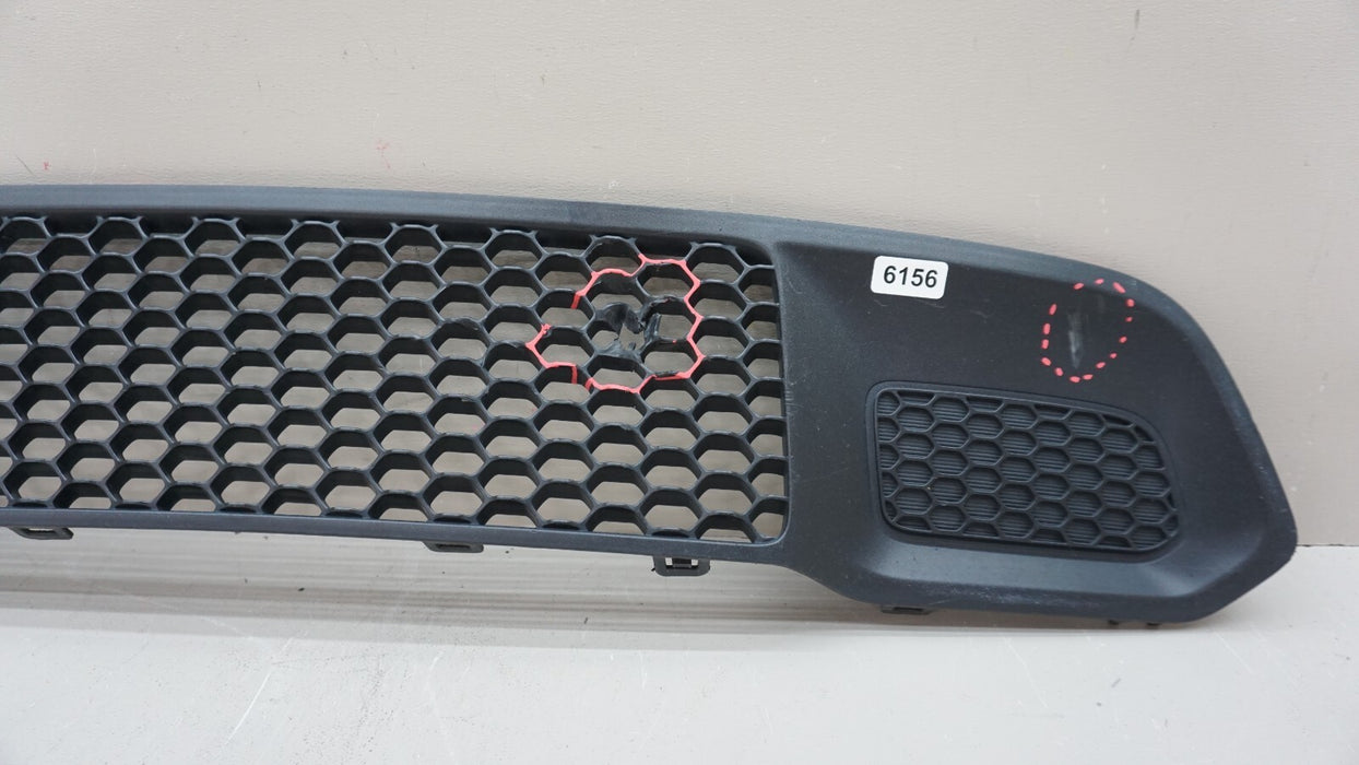 2014-2018 JEEP GRAND CHEROKEE FRONT LOWER GRILLE 68262006AA OEM