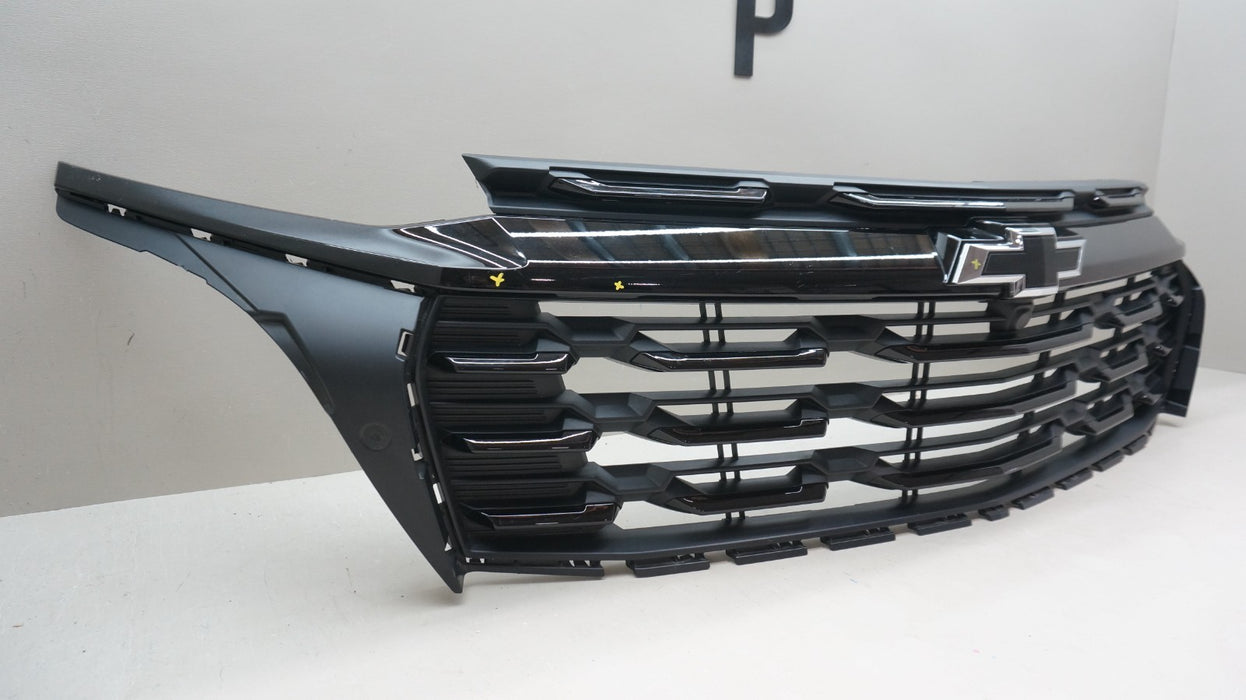 2024-2026 CHEVROLET EQUINOX FRONT GRILL GRILLE GM704.2Y0.1 OEM
