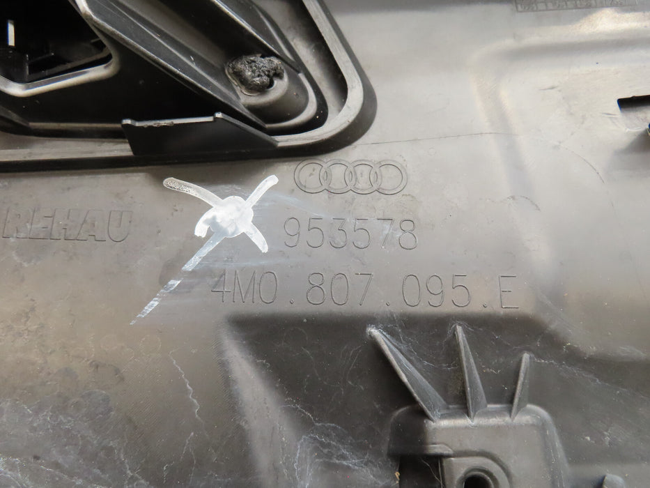 2016-2019 AUDI Q7 FRONT BUMPER COVER OEM 4M0807095E