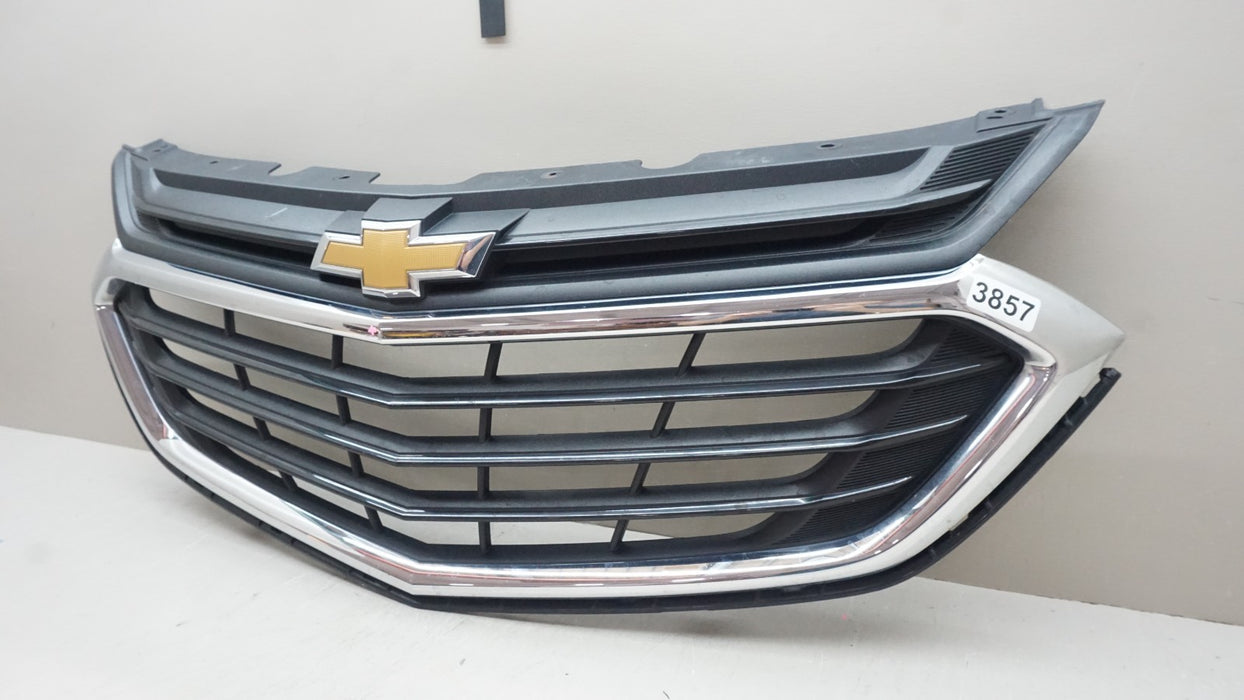 2018-2021 CHEVROLET EQUINOX FRONT BUMPER GRILLE OEM 84150748