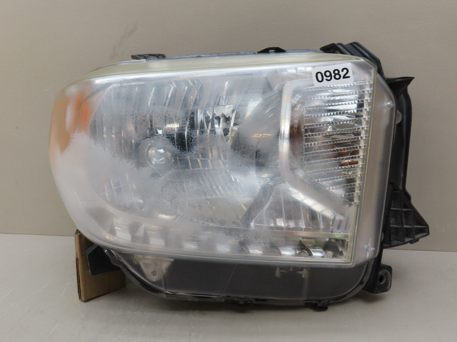 2014-2017 TOYOTA TUNDRA  RIGHT PASSENGER SIDE HEADLIGHT LAMP OEM