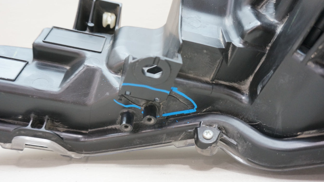 2020-2022 TOYOTA COROLLA FRONT RIGHT PASSENGER SIDE HALOGEN HEADLIGHT OEM