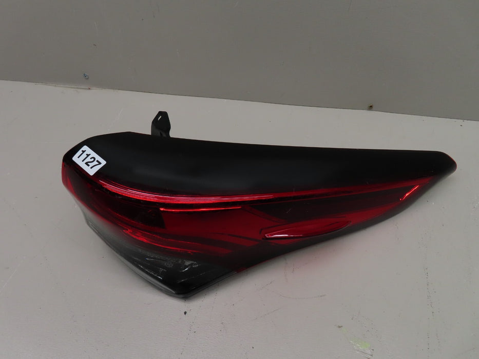2020-2021 TOYOTA HIGHLANDER RIGHT PASSENGER SIDE TAIL LIGHT LED STOP LAMP OEM