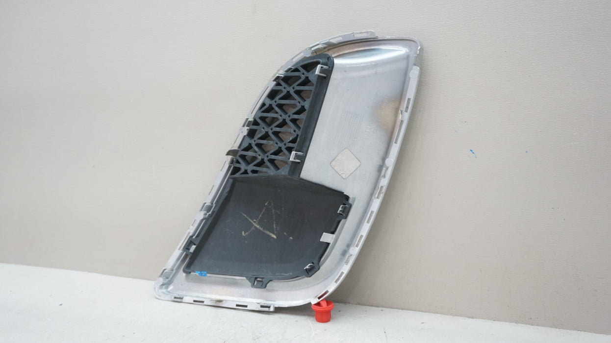 2012-2017 BUICK REGAL FRONT RIGHT FOG LIGHT TRIM COVER OEM 13267844