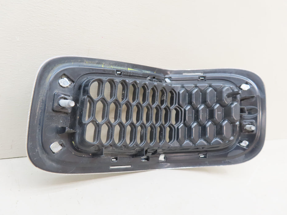 2014-2018 JEEP CHEROKEE FRONT RADIATOR GRILL GRILLE INSERT #7 OEM