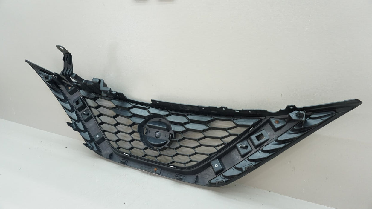 2016-2018 NISSAN SENTRA FRONT BUMPER CENTER GRILL GRILLE OEM 623103YU0A-G4