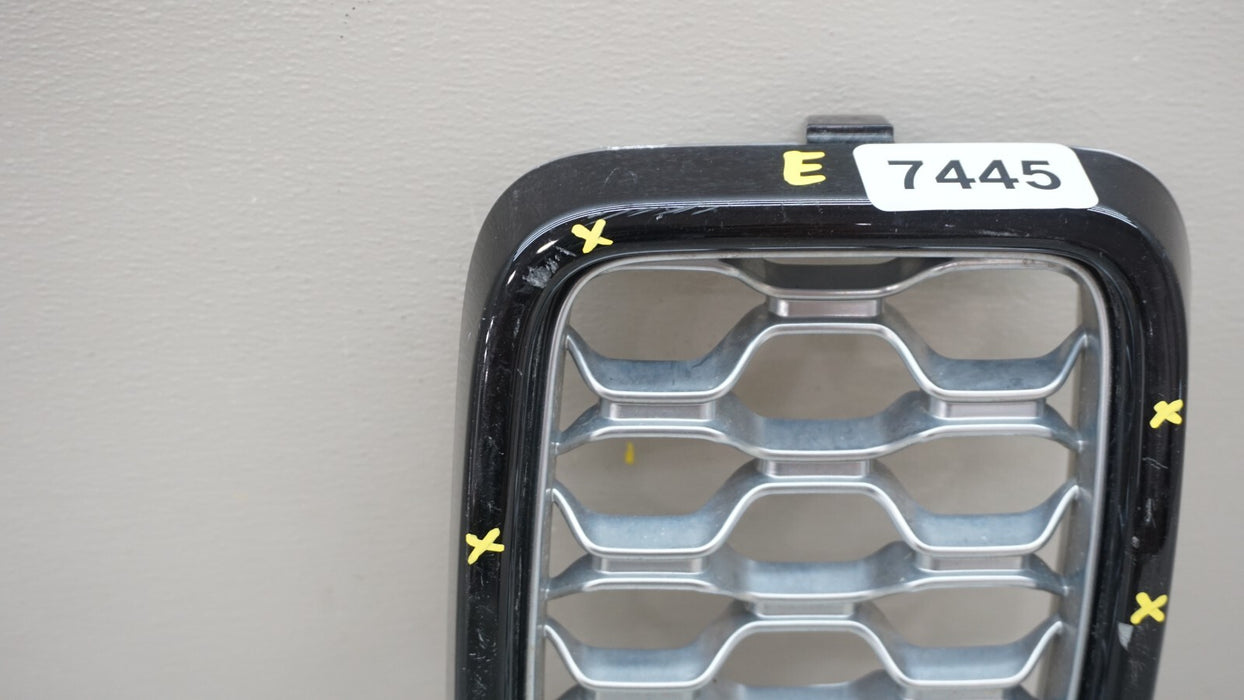 2017-2020 JEEP GRAND CHEROKEE FRONT GRILLE INSERT OEM 5ZV10TRMAA