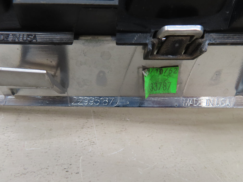 2014 2015 2016 CHEVROLET IMPALA FRONT UPPER GRILLE GRILL OEM 22995187