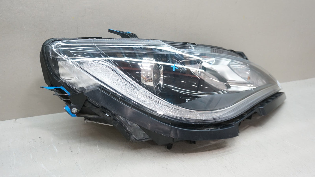2017-2020 CHRYSLER PACIFICA FRONT RIGHT PASSENGER SIDE HALOGEN W/LED HEADLIGHT
