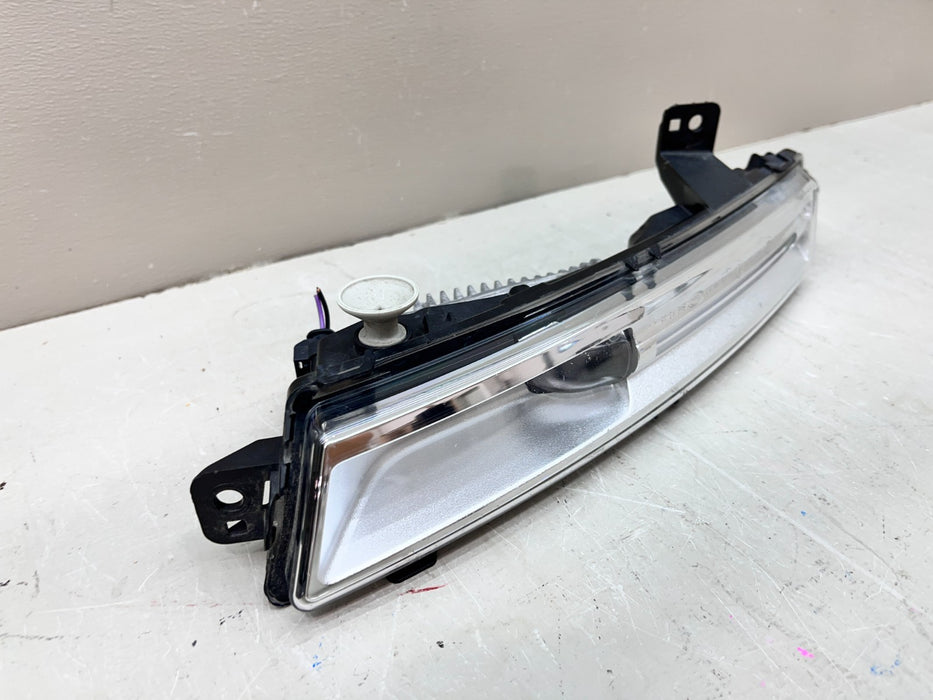 2017-2024 JAGUAR F-PACE RH FRONT LED DRL FOG LIGHT OEM HK83 15200 AE