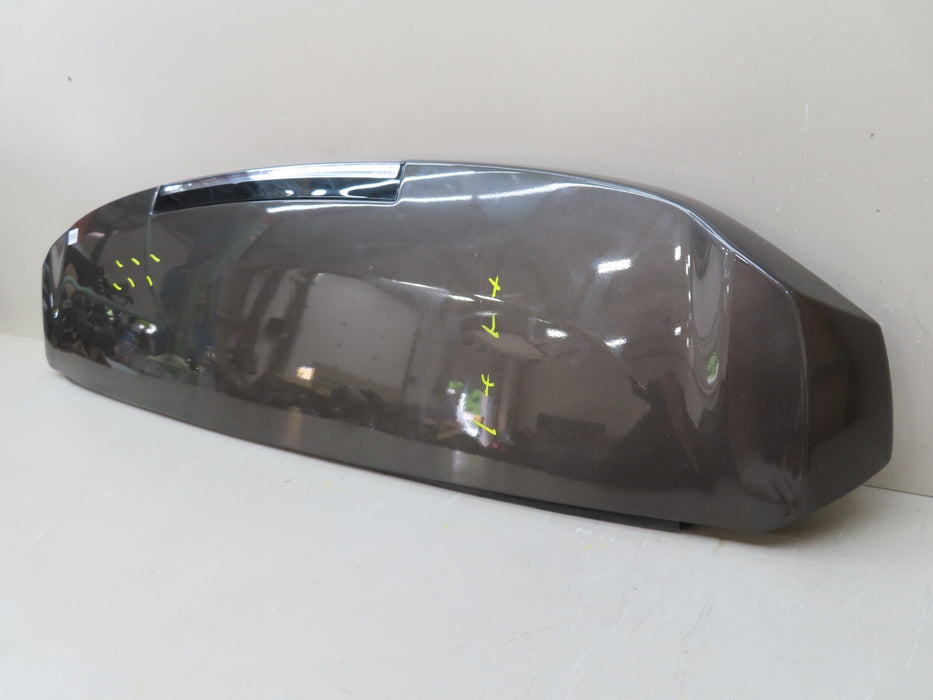 2015-2020 GMC YUKON REAR TAILGATE LIFTGATE SPOILER W/ THIRD LIGHT OEM 84554769