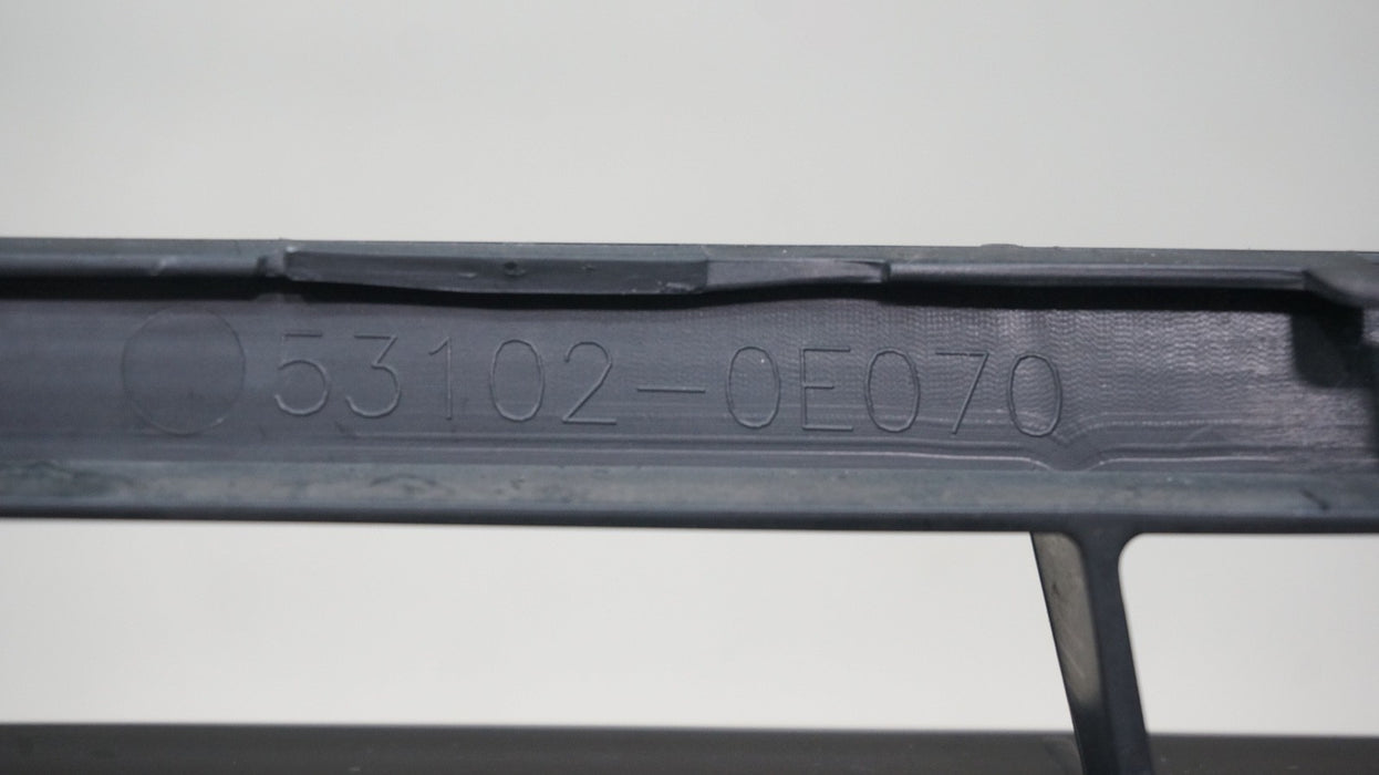 2017-2019 TOYOTA HIGHLANDER FRONT LOWER BUMPER GRILLE 53102-0E070