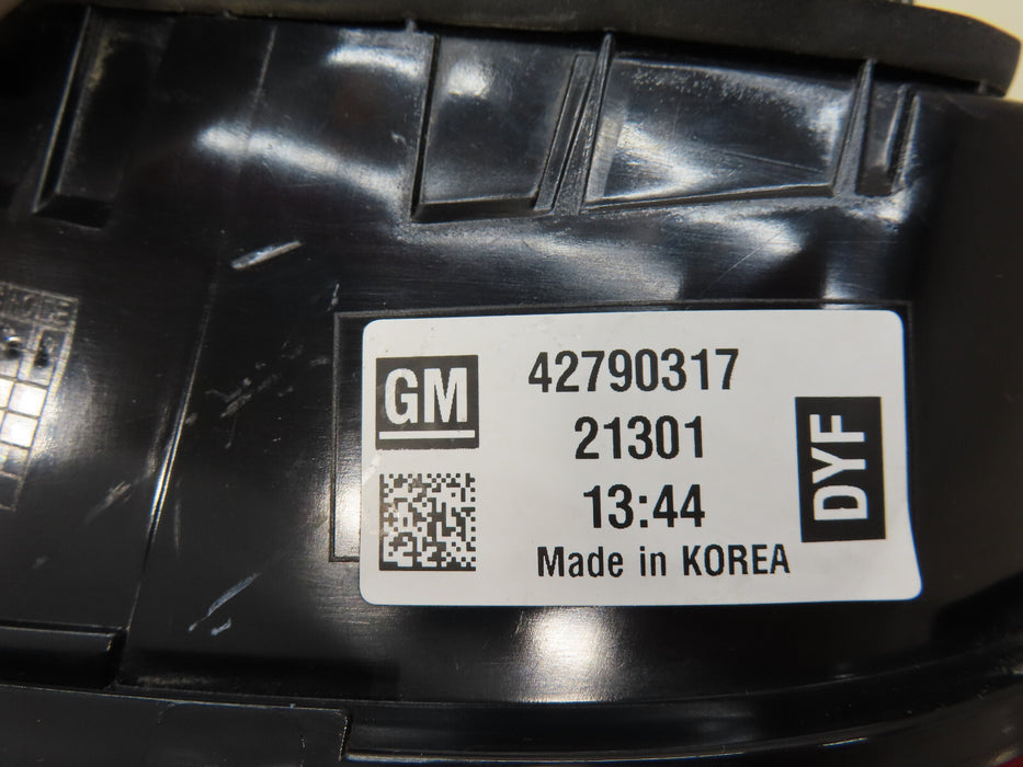 2021-2023 CHEVROLET TRAILBLAZER REAR LEFT DRIVER INNER TAIL LIGHT OEM