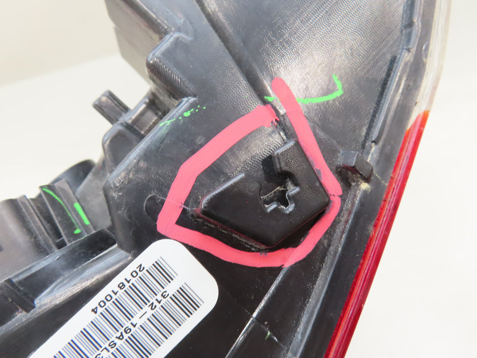 2018-2020 TOYOTA CAMRY REAR LEFT DRIVER SIDE TAILLIGHT LAMP AFTERMARKET