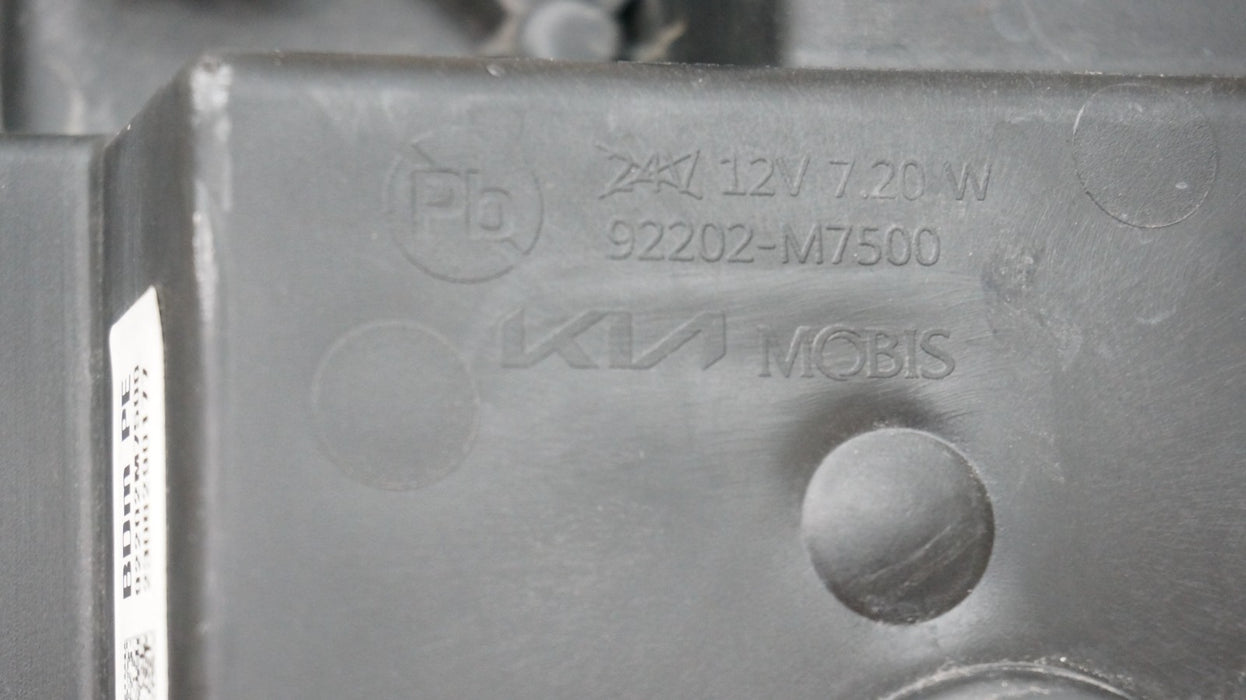 2022-2024 KIA FORTE FRONT RIGHT PASSENGER SIDE FOG LIGHT LAMP OEM 92202-M7500