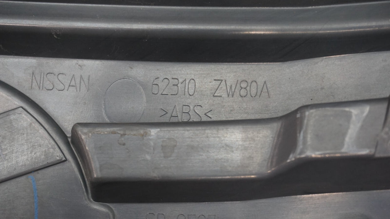 2010-2012 NISSAN VERSA FRONT MAIN GRILLE 62310 ZW80A OEM 10 11 12