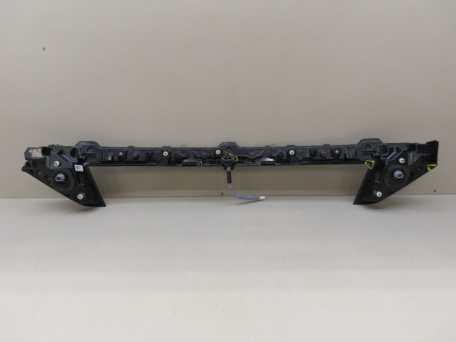 2025 HYUNDAI TUCSON REAR COMBINATION LIGHT CENTER OEM
